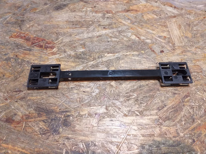 Opel Corsa C Astra Clips Plastikhalter Befesrigungsklammer Verschluss Seitenschweller original GM Opel NEU