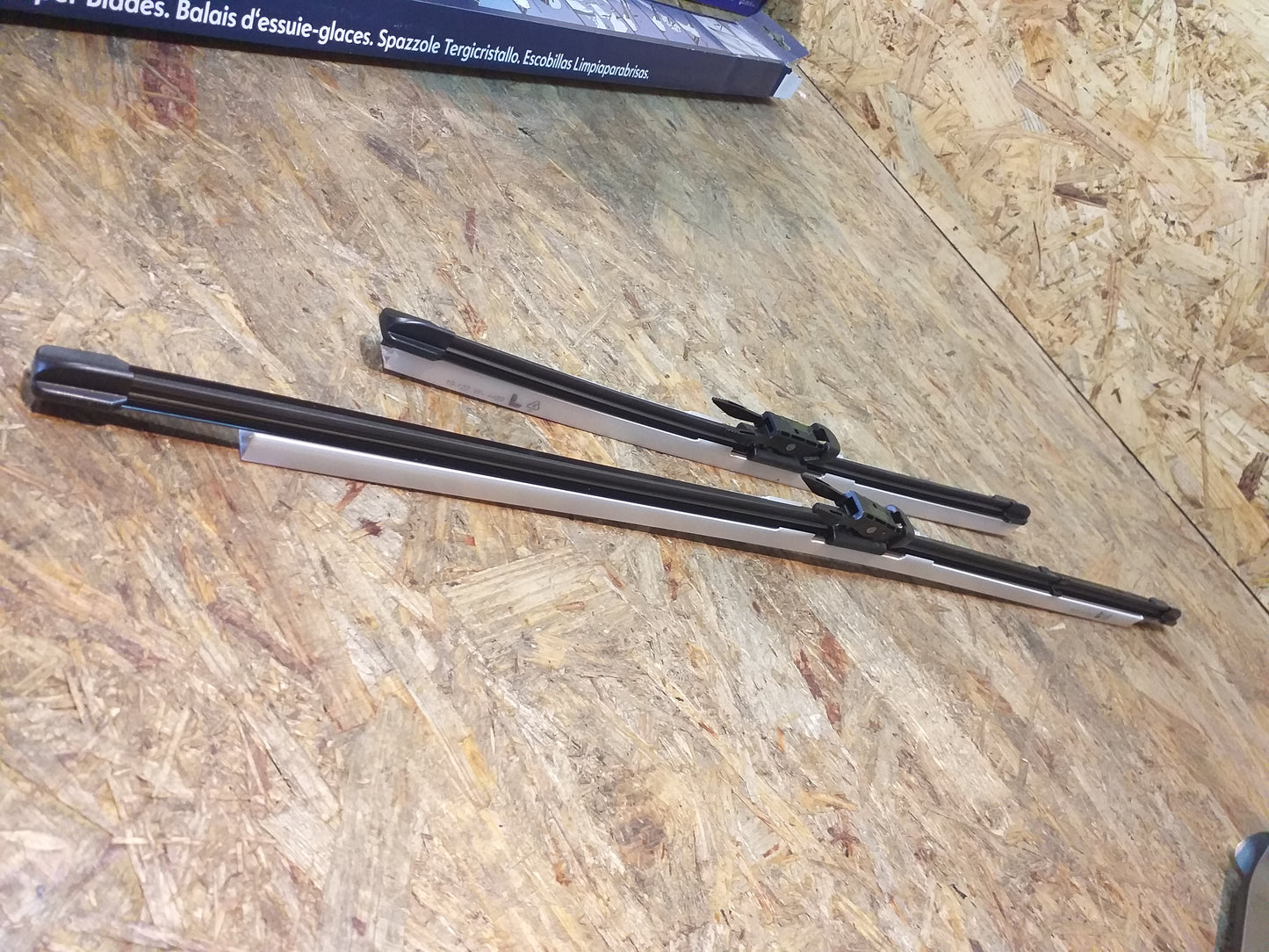 Corsa D/E Wischerblätter original GM NEU