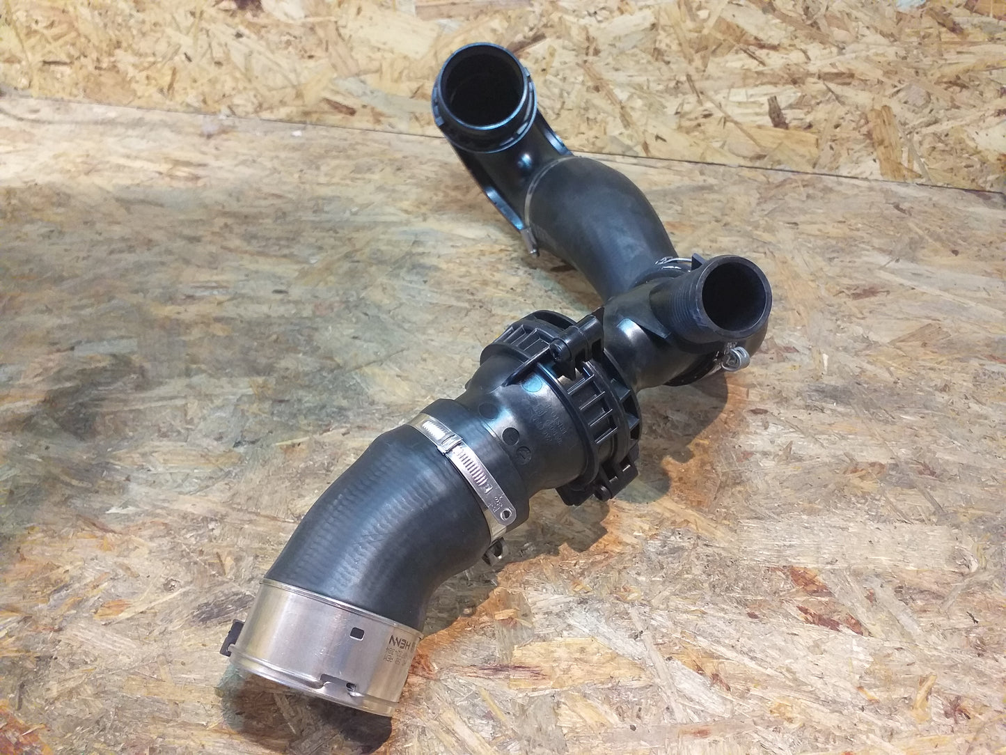 Insignia 2,0DTR Turbo Ladeluftschlauch Bi-Turbo original GM Opel NEU