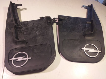 Omega Schmutzfänger hinten  original GM Opel NEU