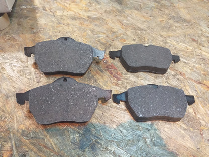 Vectra B Astra G Calibra Bremsklötze original GM Opel NEU