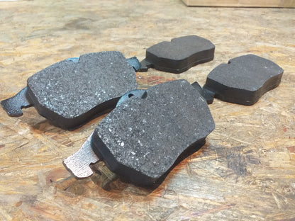 Vectra B Astra G Calibra Bremsklötze original GM Opel NEU