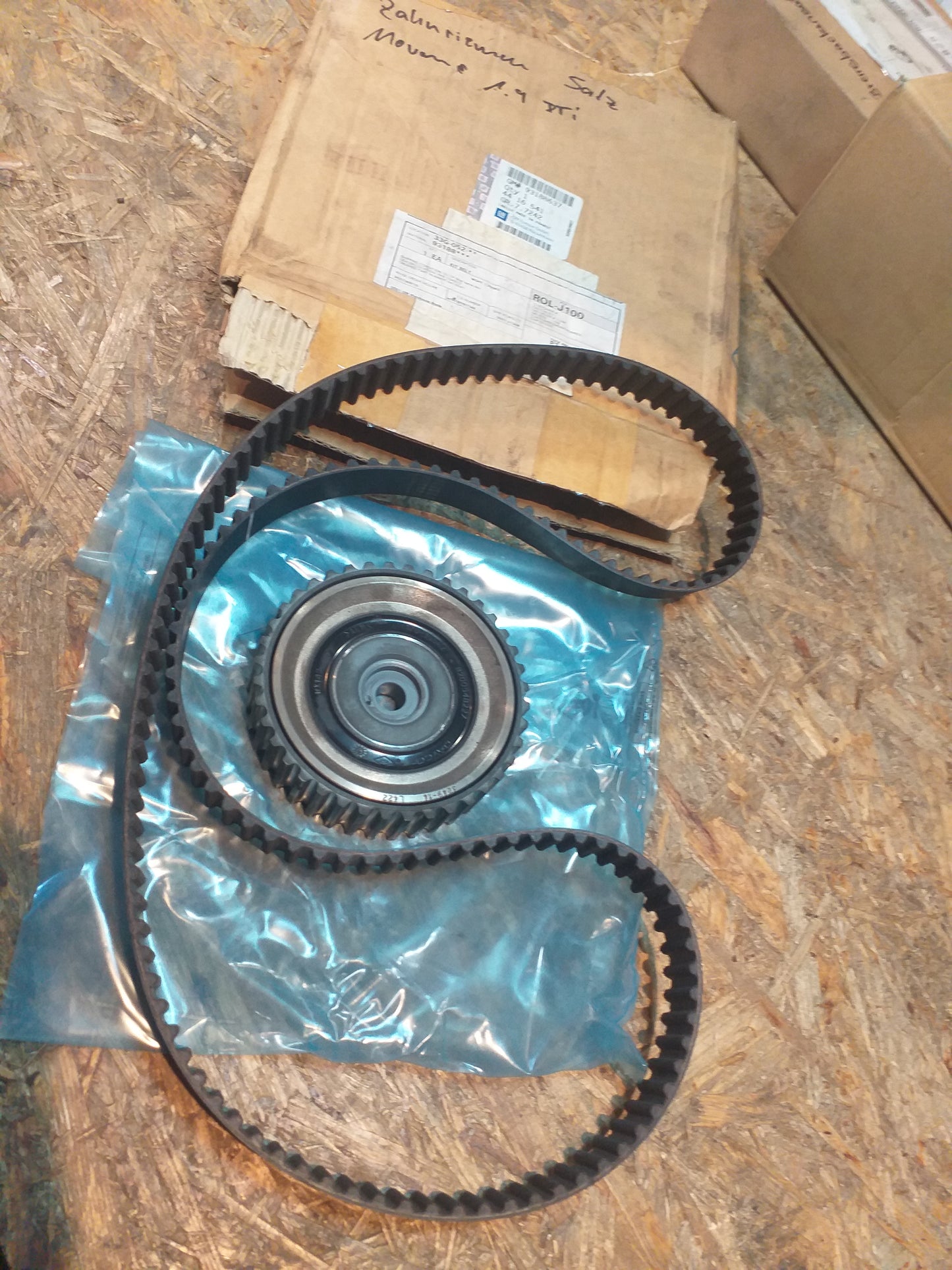 Movano 1.9 DTi Zahnriemensatz original GM Opel NEU