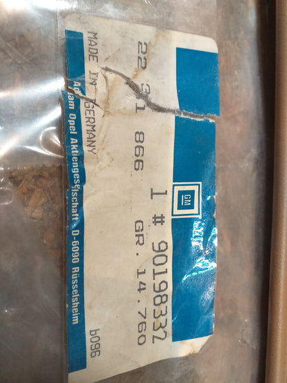 Kadett E Verkleidung Türe rechts innen Polster original  GM Opel NEU