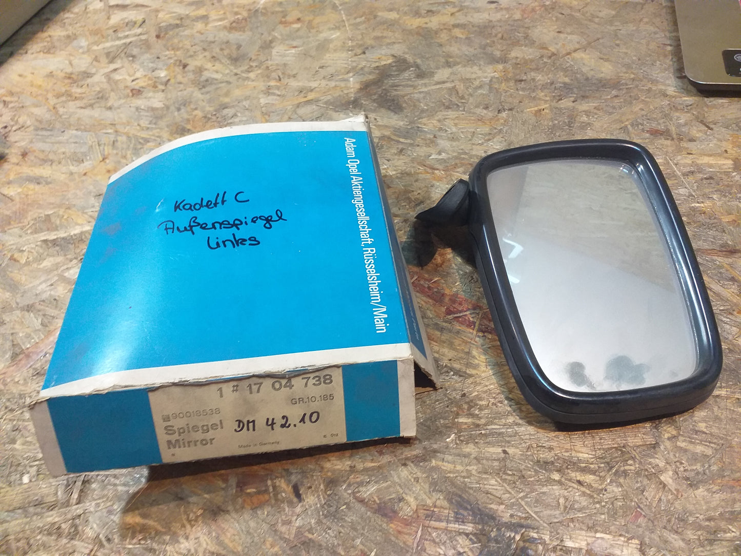 Kadett C Außenspiegel links original GM Opel NEU