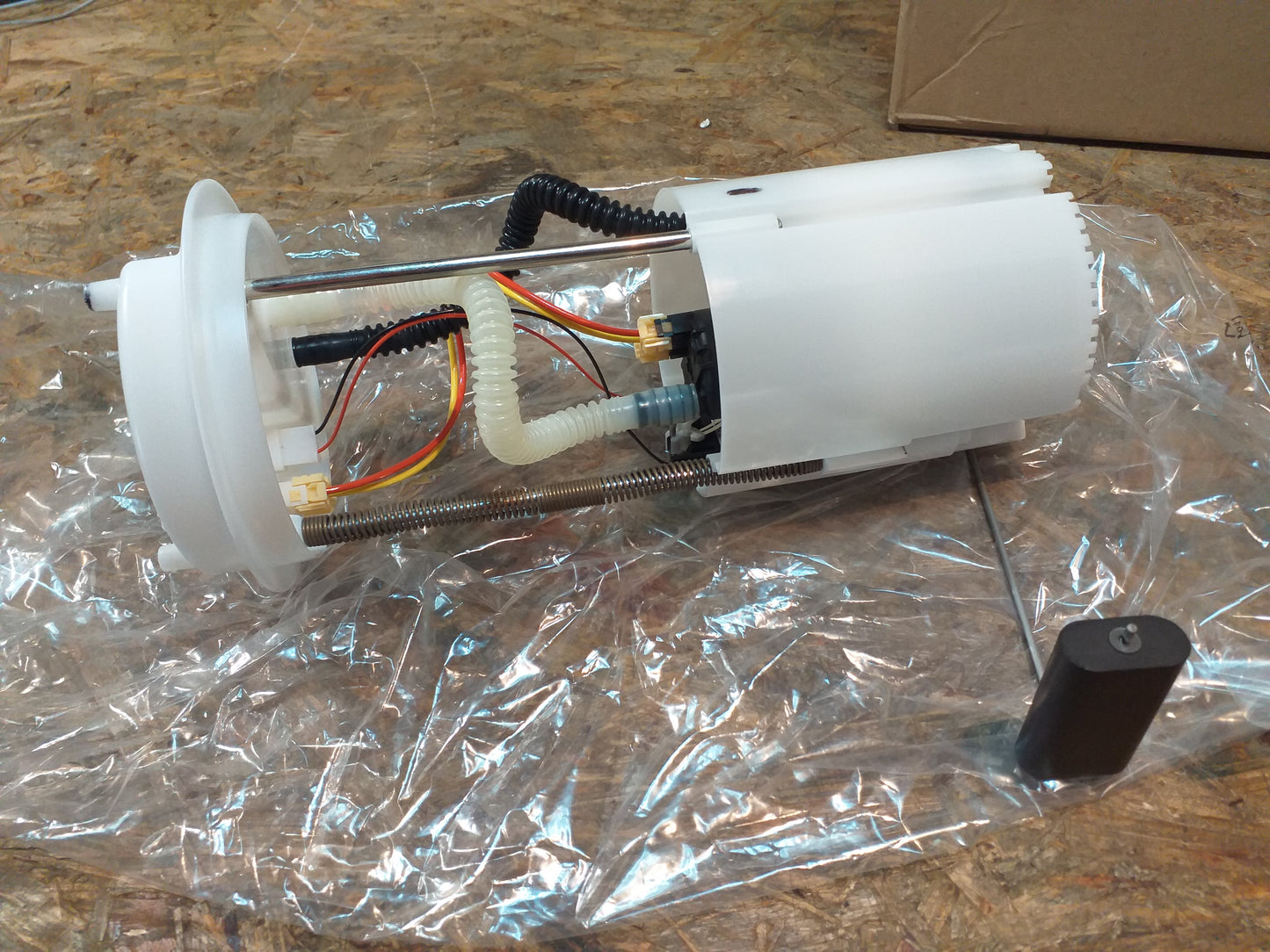 Combo 1.3 CDTI 16V Kraftstoffpumpe elektrisch original GM Opel NEU