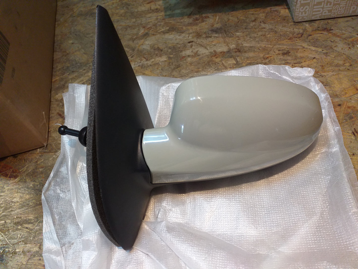 Chevrolet Daewoo Aveo Kalos T200 Ausenspiegel links original GM Opel NEU