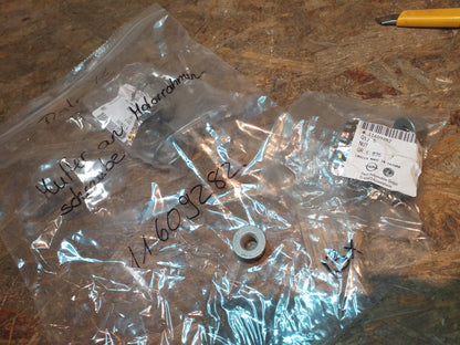 Astra K Mutter an Motorrahmen-Schraube original GM Opel NEU