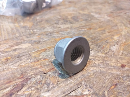 Astra K Mutter an Motorrahmen-Schraube original GM Opel NEU