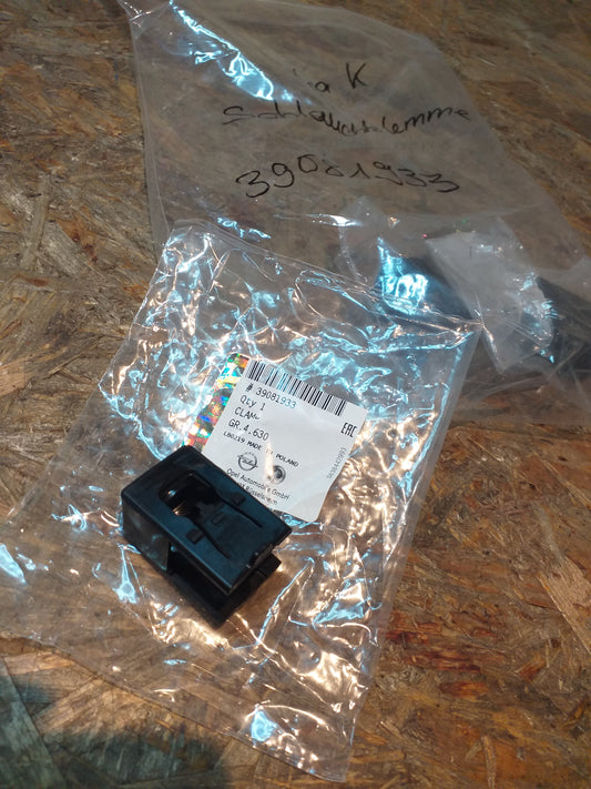 Astra K Schlauchklemme plastik original GM Opel NEU