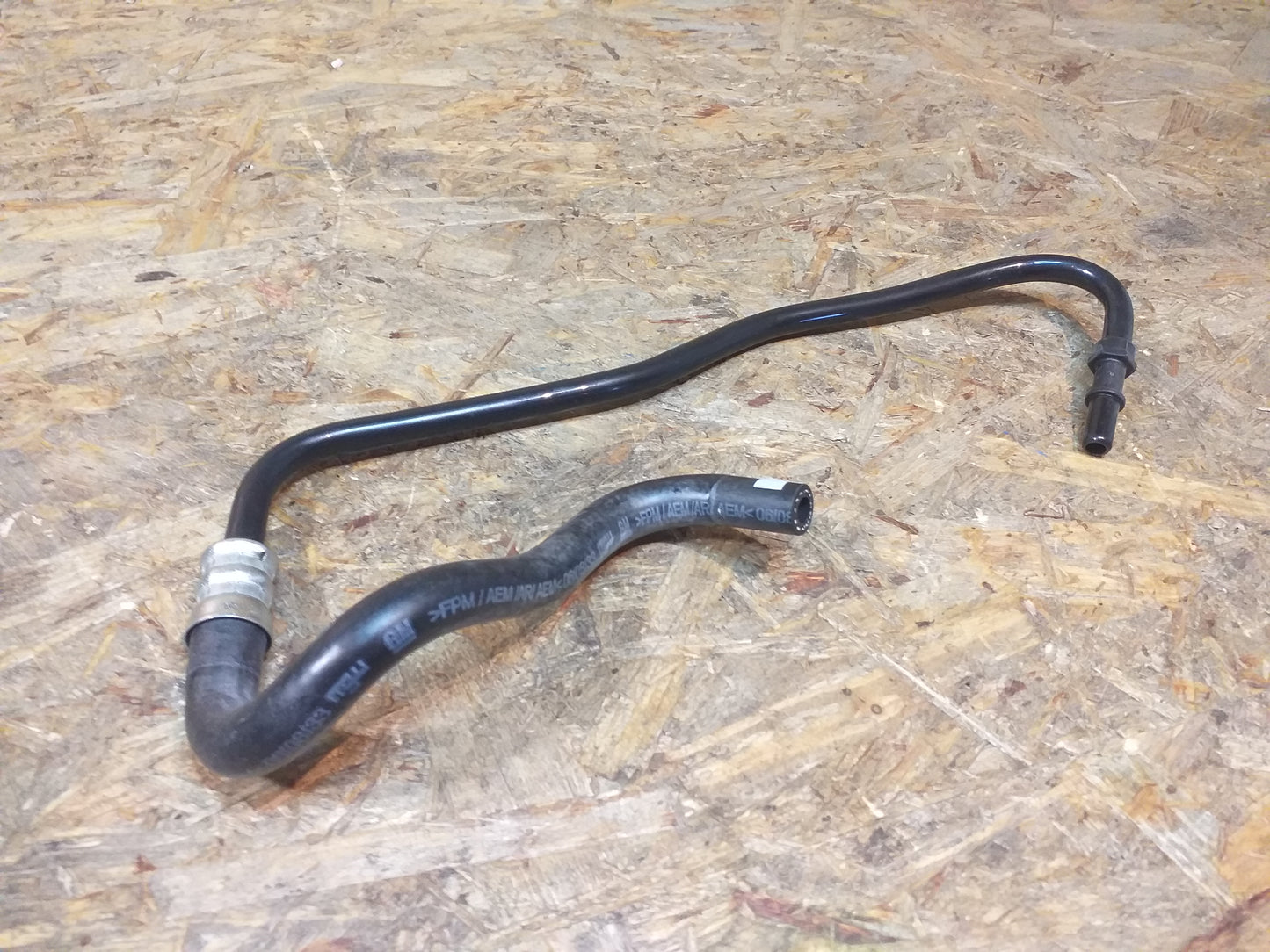 Vectra C Signum 1.9 CDTi Kraftstoffleitung Vorlauf original GM Opel NEU