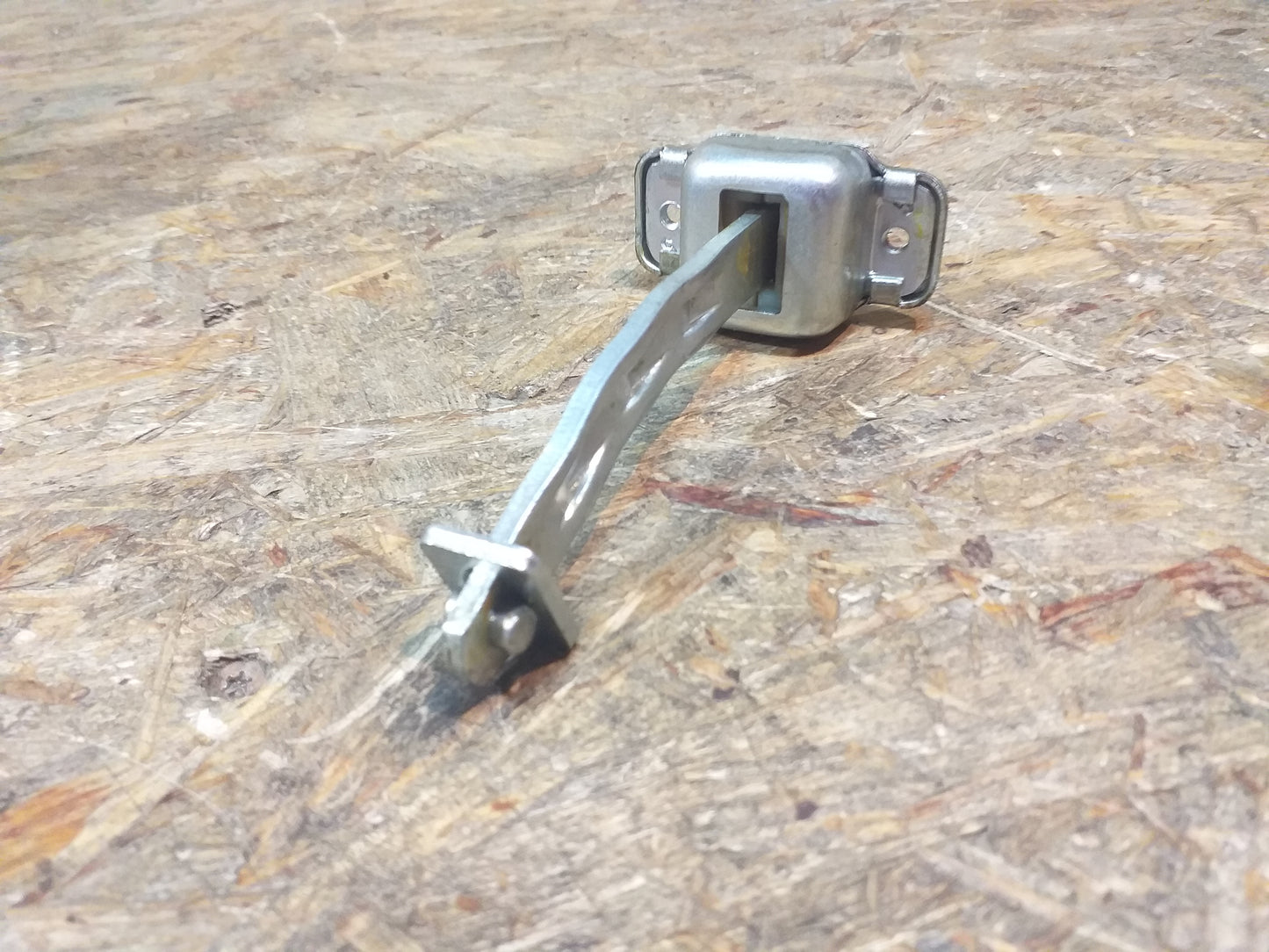 Astra F Türbremse Türfangband vorne  links original GM Opel NEU