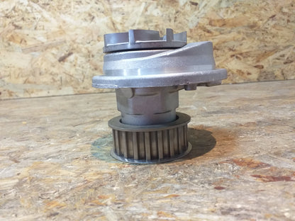 Ascona C Kadett D Rekord E Wasserpumpe original GM Opel NEU
