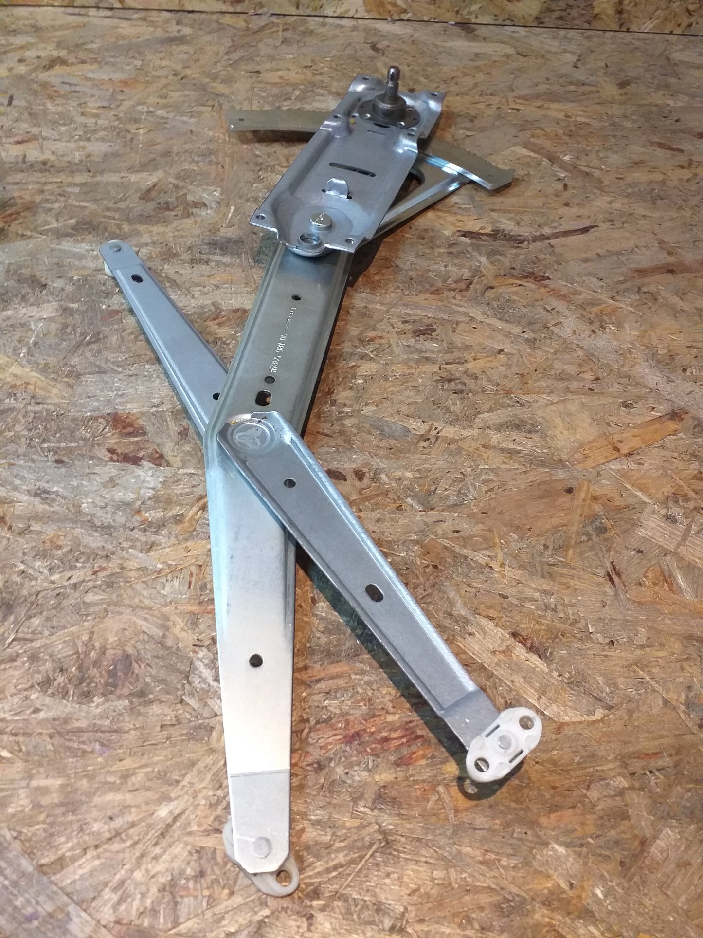Kadett C Fensterheber vorne links original GM Opel NEU