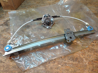 Kadett E Fensterheber manuell vorne rechts original GM Opel NEU