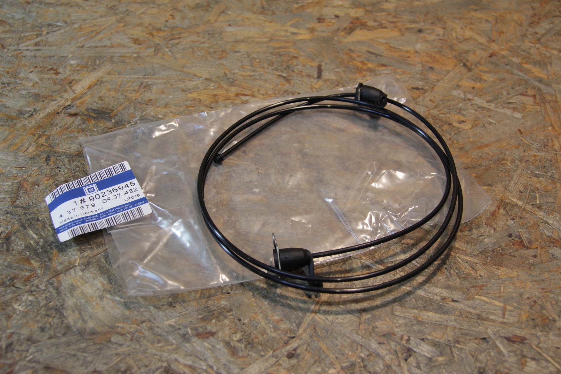 Original GM Opel Druckleitung für automatische Niveauregulierung, Länge 145 cm,  90236945 Omega A , Senator B