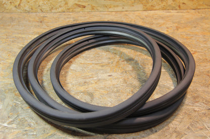 Original GM Opel Kadett E 5-Türer, Fließheck, Türdichtung hinten, schwarz 90330161 Kadett E