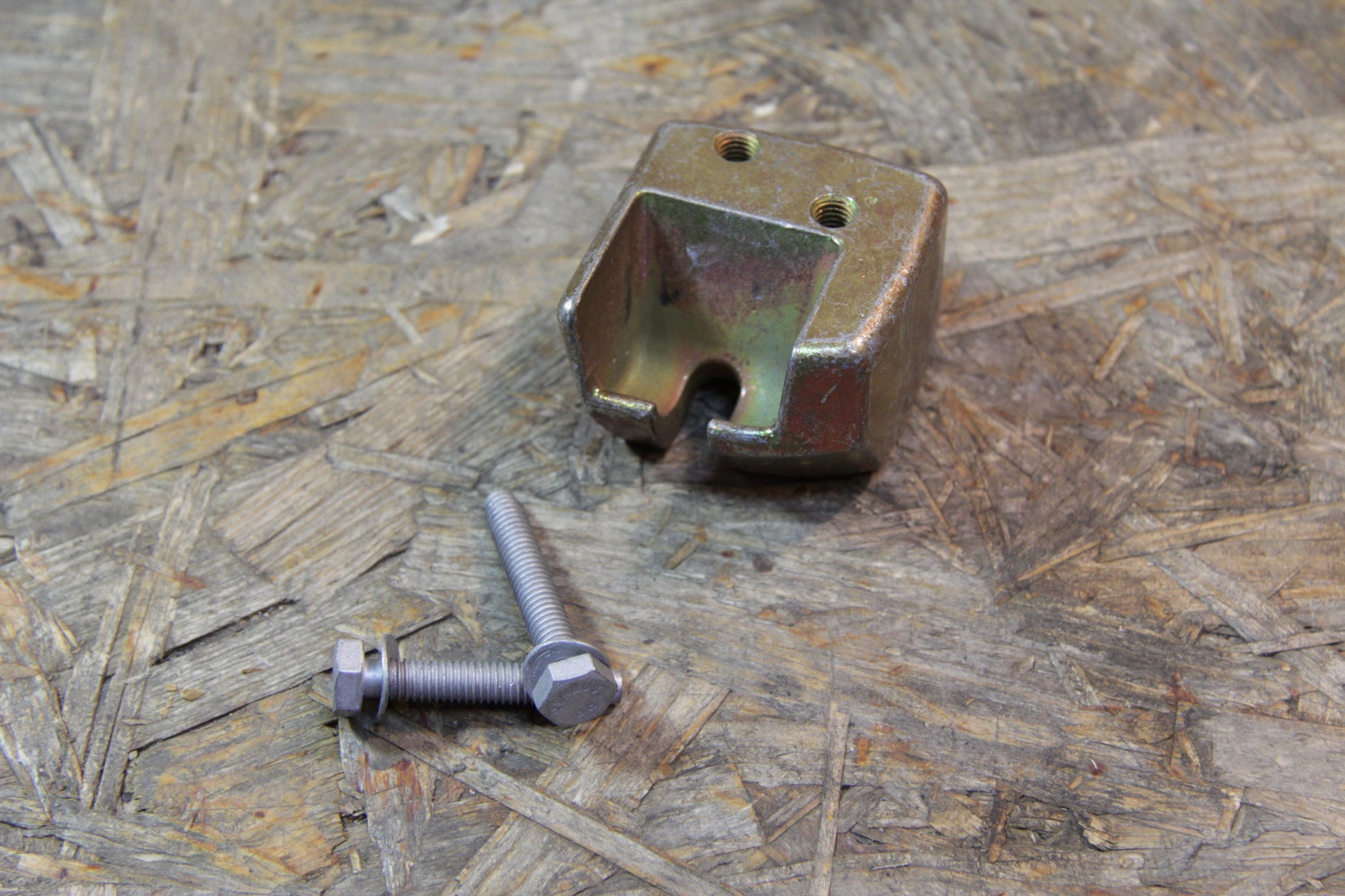 Original GM Opel Dämpfungsgewicht Kupplungsausrückgabel 90399420 Astra F , Astra F Cabrio , Calibra , Kadett E , Kadett E ...