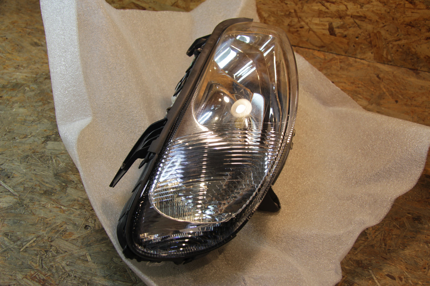 Original GM Opel Scheinwerfer rechts Linksverkehr Kennzeichen: FD 9117186 Omega B