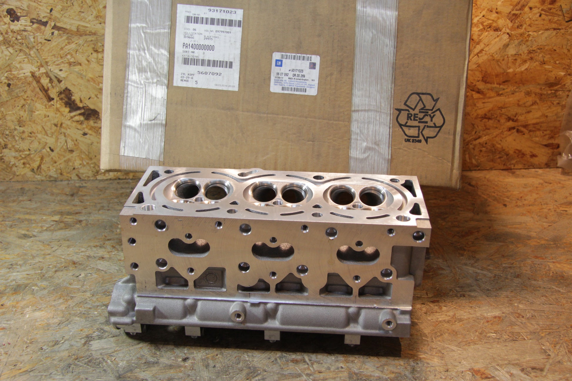 Original GM Opel Zylinderkopf für Zylinder 1, 3, 5 Neu - ohne Ventile  93171023 Calibra , Omega B , Vectra A , Vectra B