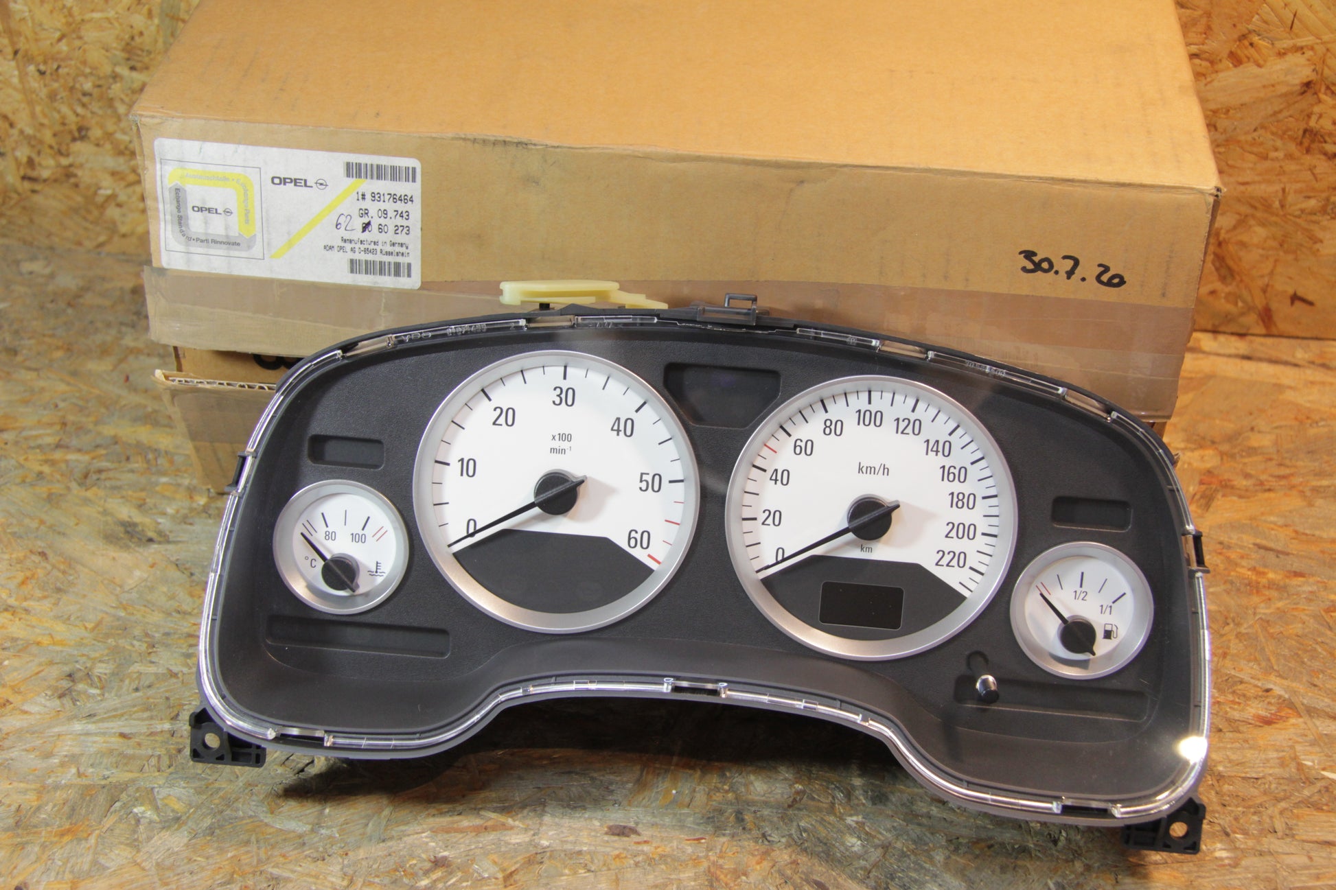 Original GM Opel Instrument Cockpit km/h grau mit weissen Skalenknöpfen AT-Teil  93176464 Astra G , Astra G Cabrio