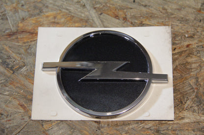 Original GM Opel Emblem schwarz / chrom Durchmesser 11 cm mit 2 Stiften  90435110 Vectra A Neu