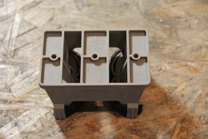 Original GM Opel Führungsstück Glasscheibe Tür vorne  90247129 Omega A , Senator B Neu