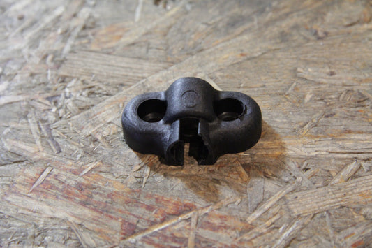 Original GM Opel Halter Spannstück 90392886 Kadett E Cabrio Neu