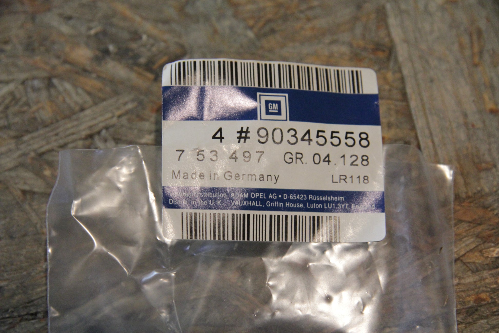 Original GM Opel Befestigungsschelle Ölhühlerrphr  90345558 Omega A , Senator B Neu