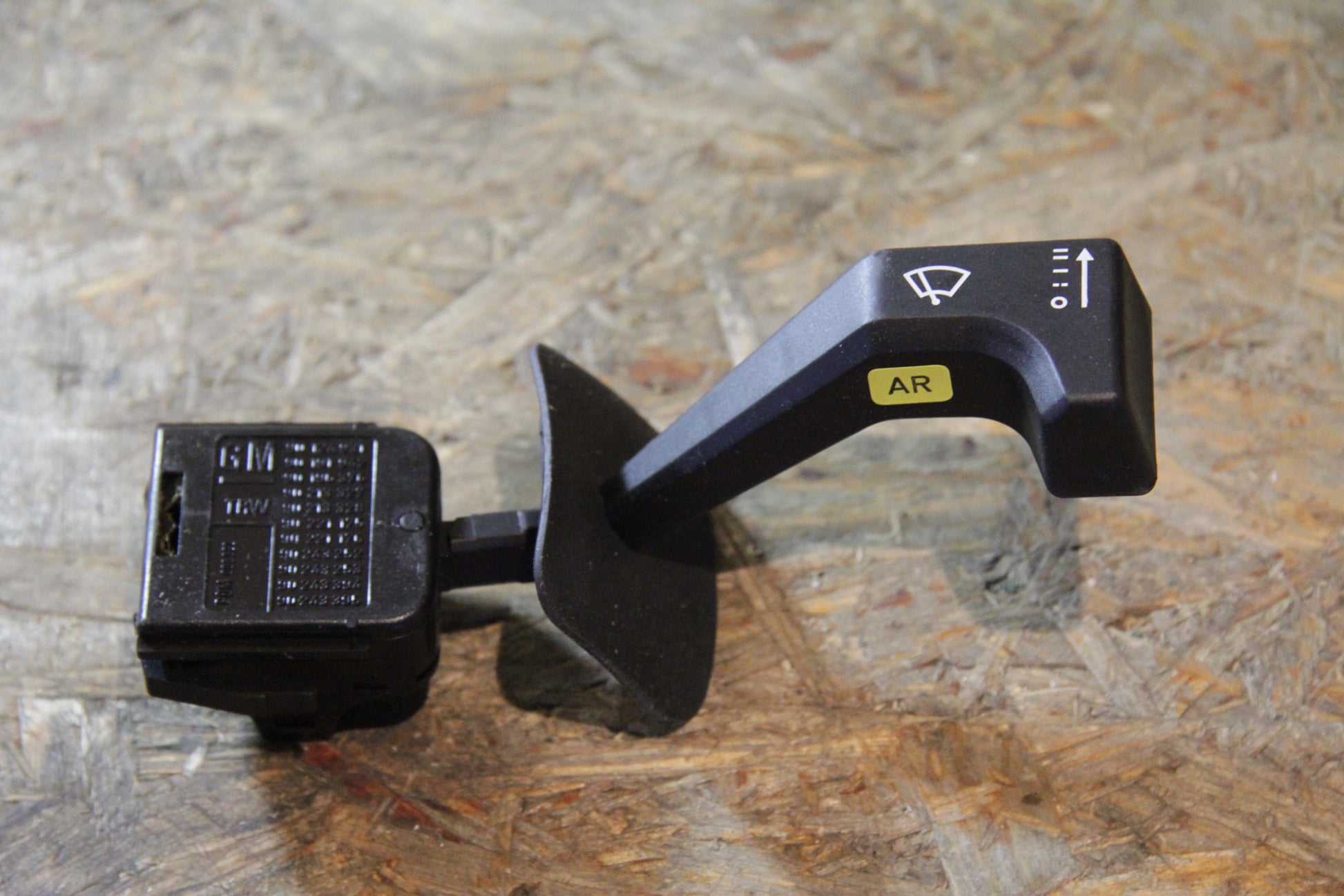 Original GM Opel Schalter Scheibenwischer vorn / hinten und Wischwaschanlage 90221175 Kadett E Neu