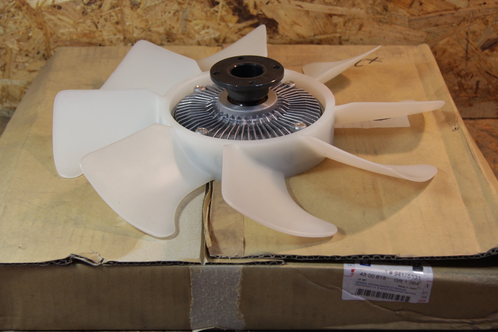 Original GM Opel Lüfter und Kupplung Kühlergebläse 94175331 Campo Neu