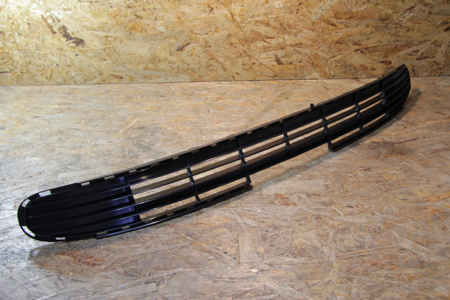 Original GM Opel Blende Lufteinlass Stoßstange vorn schwarz 90480598 Vectra B Neu