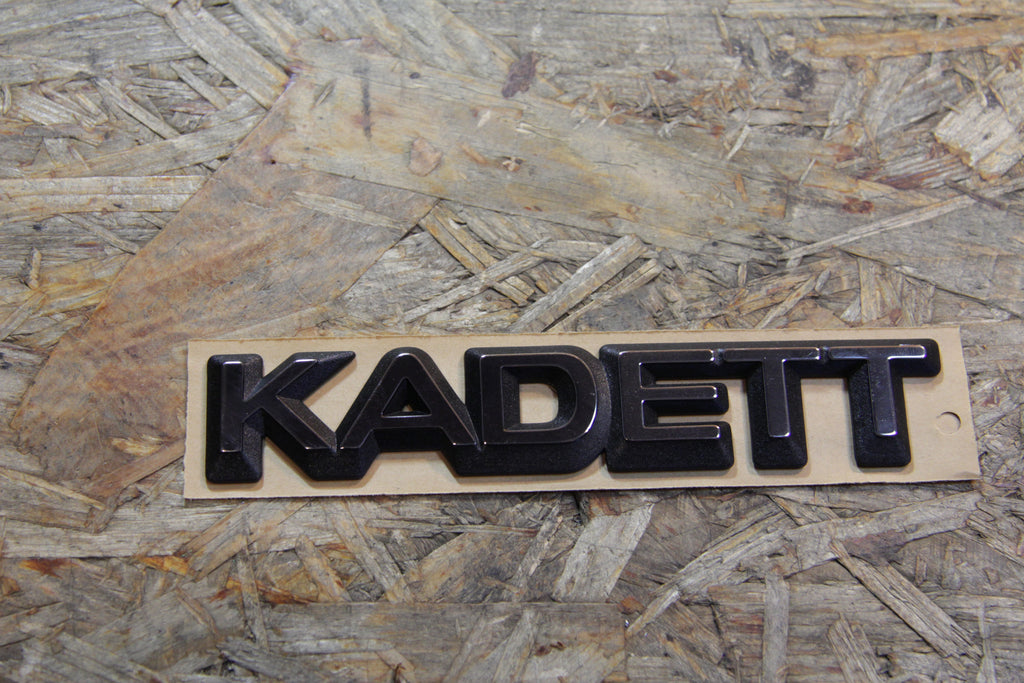 Original GM Opel Schrift Emblem KADETT hinten chrom mit schwarz 90243598 Kadett E Neu