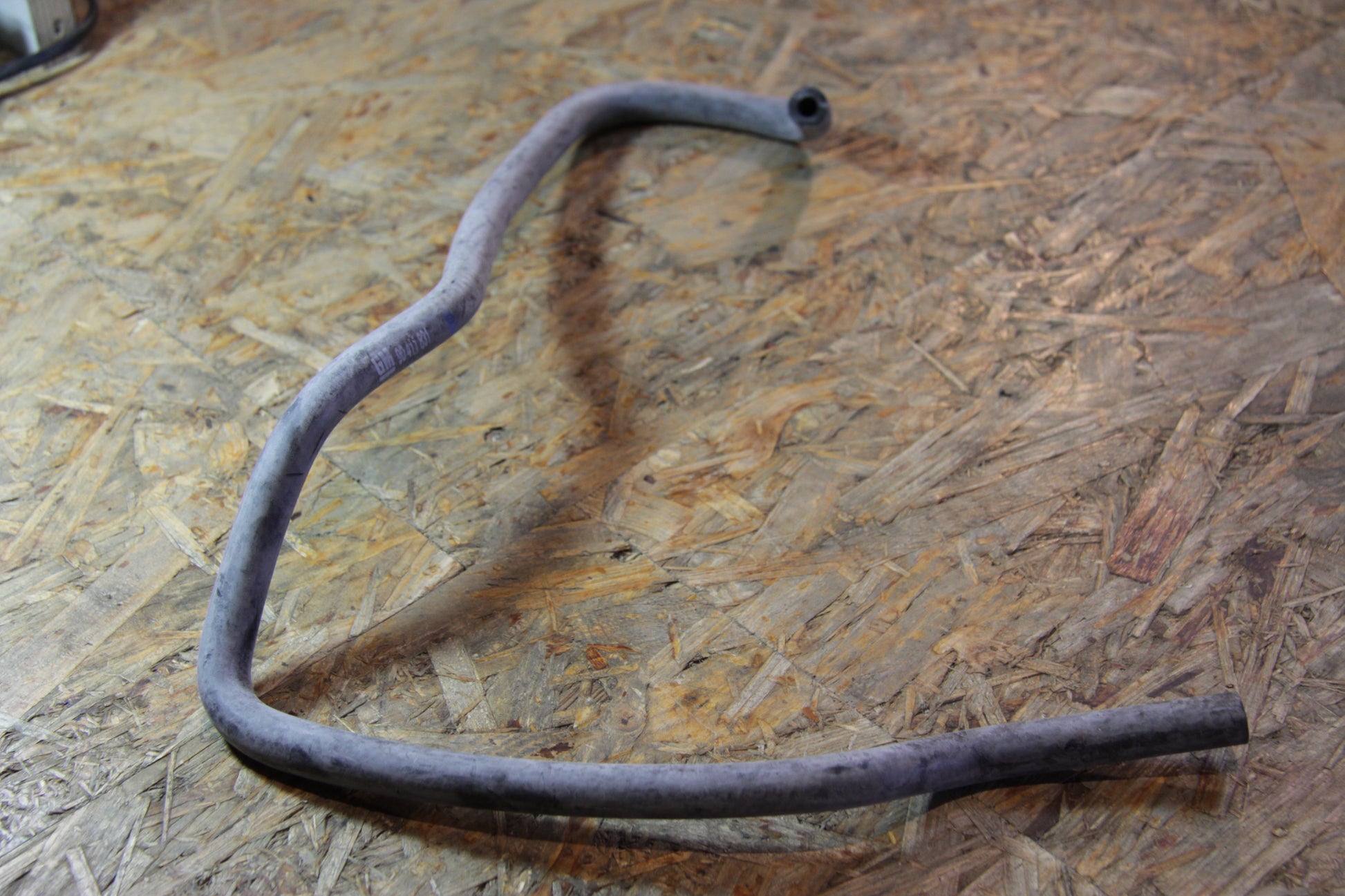 Verbindungsschlauch Drosselklappenstutzen - Vorratsbehälter