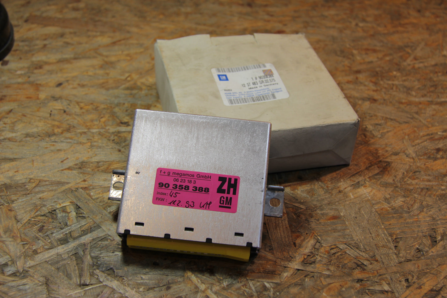 Steuergerät Diebstahlwarnanlage Kennzeichen: ZH