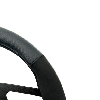 Simoni Racing Lenkradhülle Sporty - 37-39cm - Schwarz Bioleder, Mikrofaser, Karbon-Optik
Gelbe 12-Uhr-Markierung