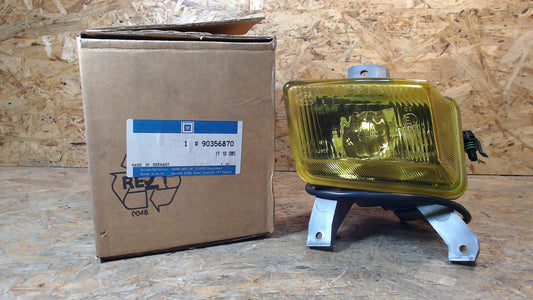 Original GM Opel Nebelscheinwerfer links (Hella) mit gelber Lichtscheibe 90356870 Vectra A