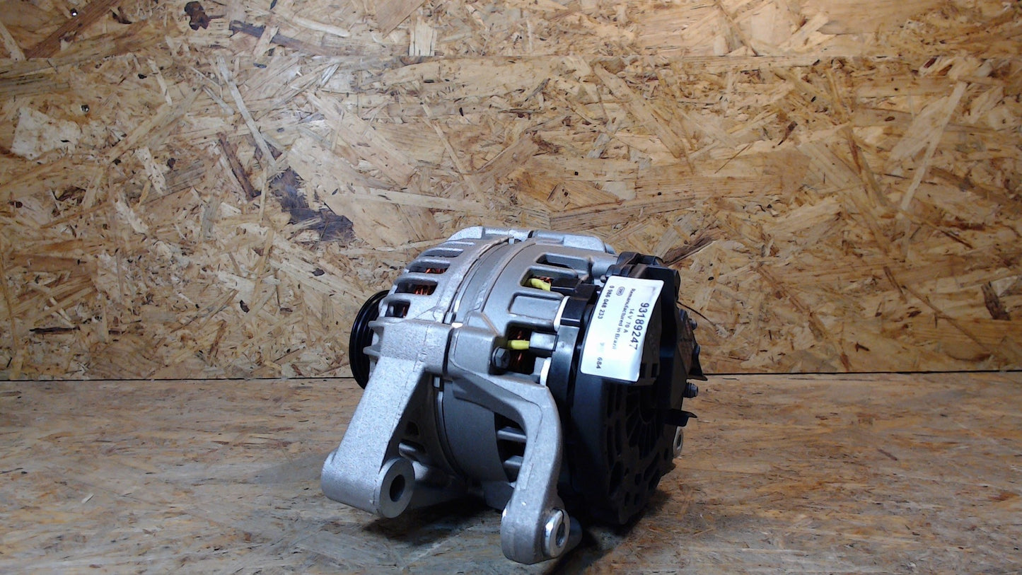Original GM Opel Lichtmaschine 70AMP,
AT-Teil
Altteil brauch nicht zurück!!! 93189247 Astra H
