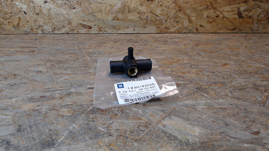 Original GM Opel Anschlusstück Vorwärmung Drosselklappenstutzen 20 / 20 / 8 mm 90183526 Ascona C , Kadett E