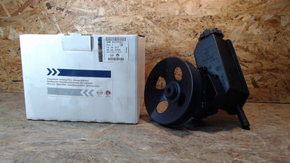 Original GM Opel Pumpe Hilfskraftlenkung mit Riemenscheibe und Behälter ZF 93175561 Vectra B