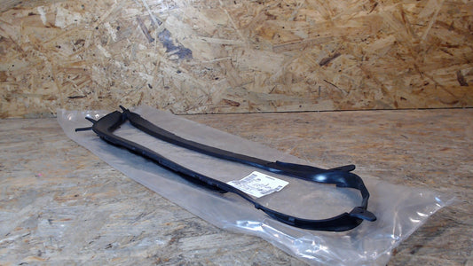 Original GM Opel Abdichtung Scheinwerfer an Frontverkleidung links 9193429 Omega B