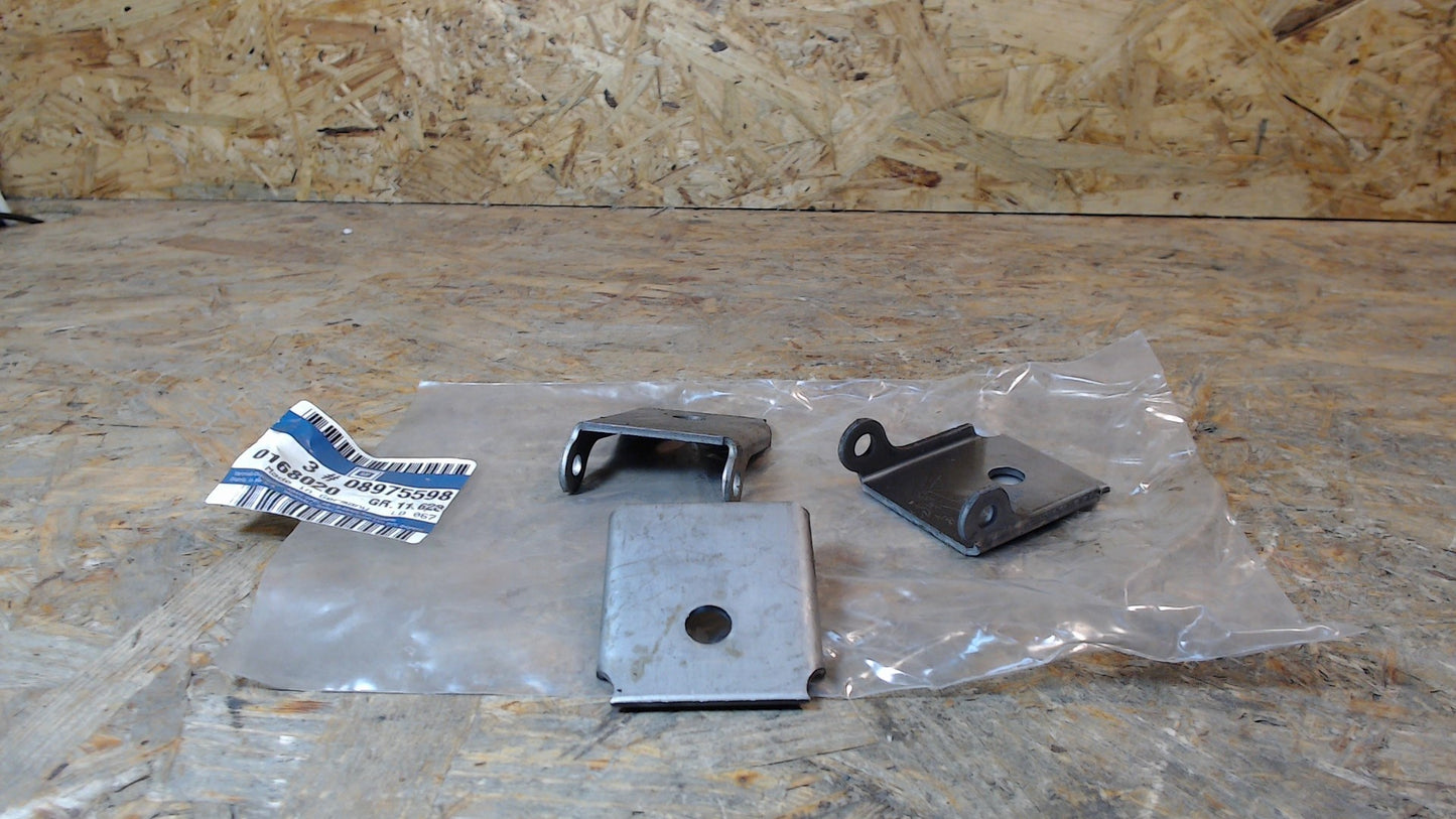Original GM Opel Scharnier Sitzblech hinten an Unterbau 8975598 Astra F , Kadett E , Vectra A