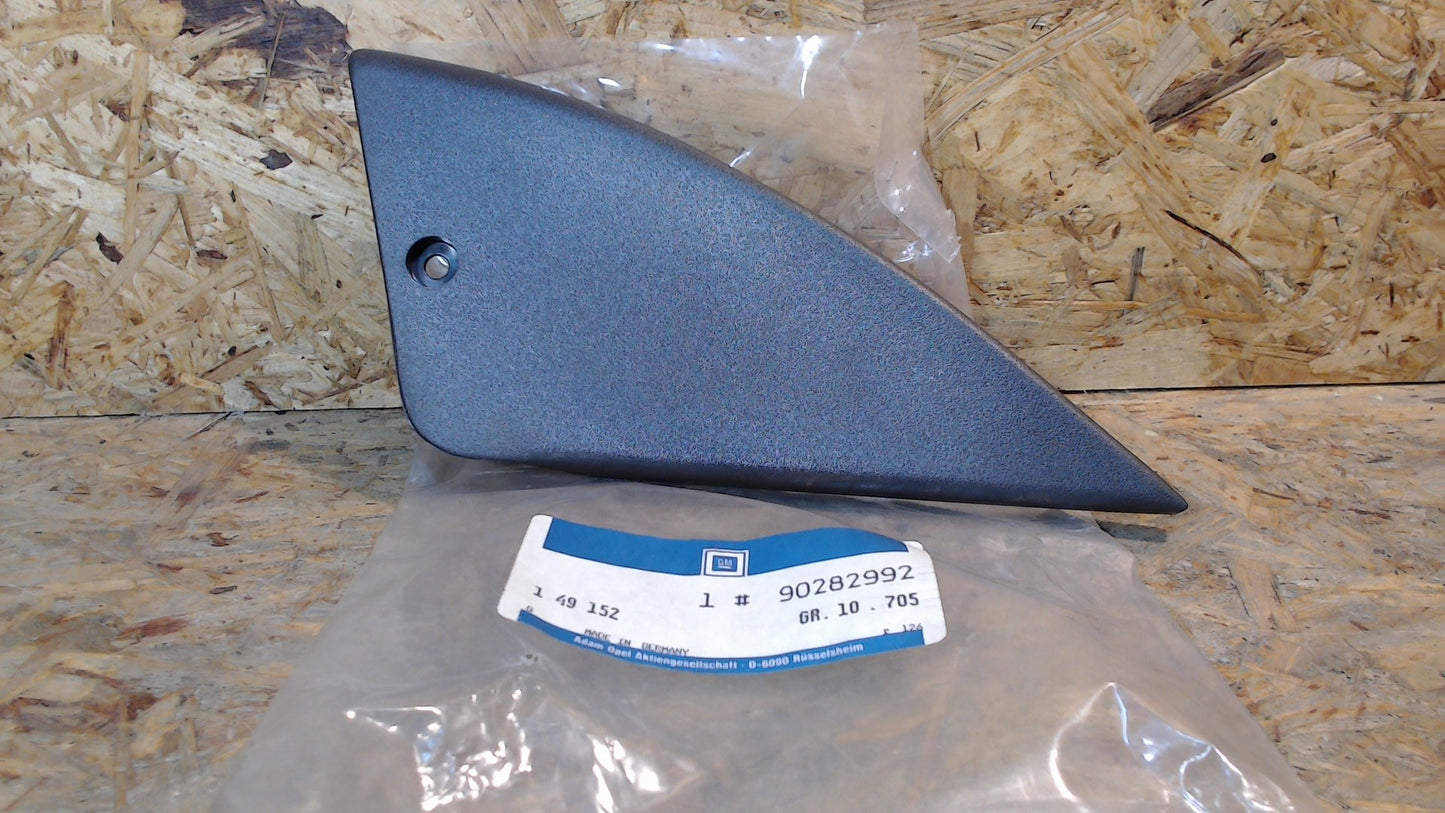 Original GM Opel Einsatzecke innen rechts dunkelbraun Farbcode: 025, 125, 225 90282992 Omega A