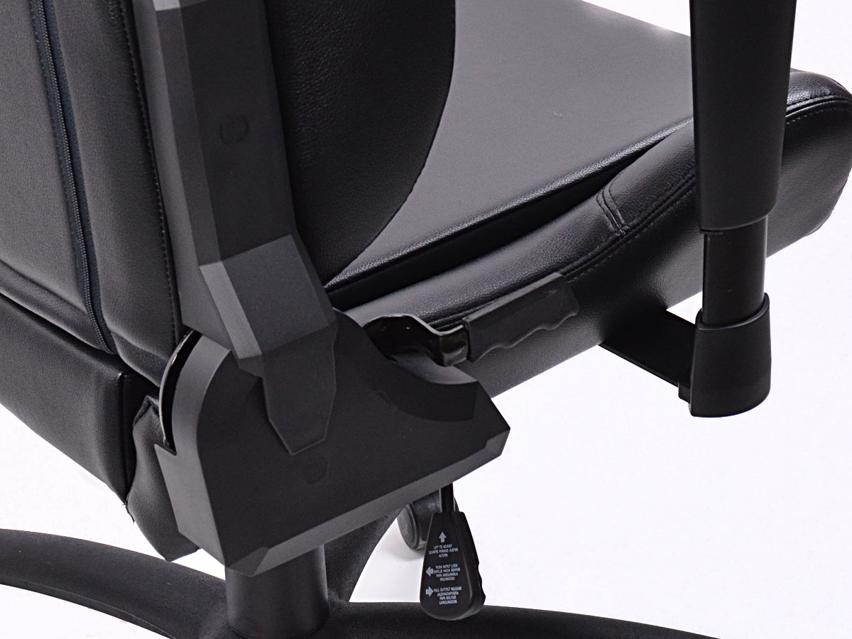 FK Gamingstuhl eGame Seats eSports Spielsitz London schwarz