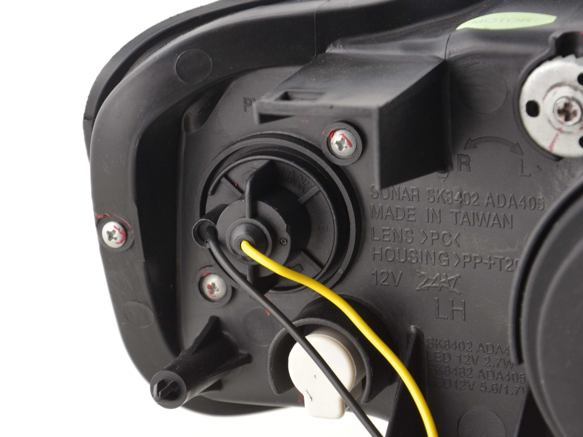 Scheinwerfer Set Daylight LED Tagfahrlicht Audi A4 Typ 8E Bj. 04-08 chrom