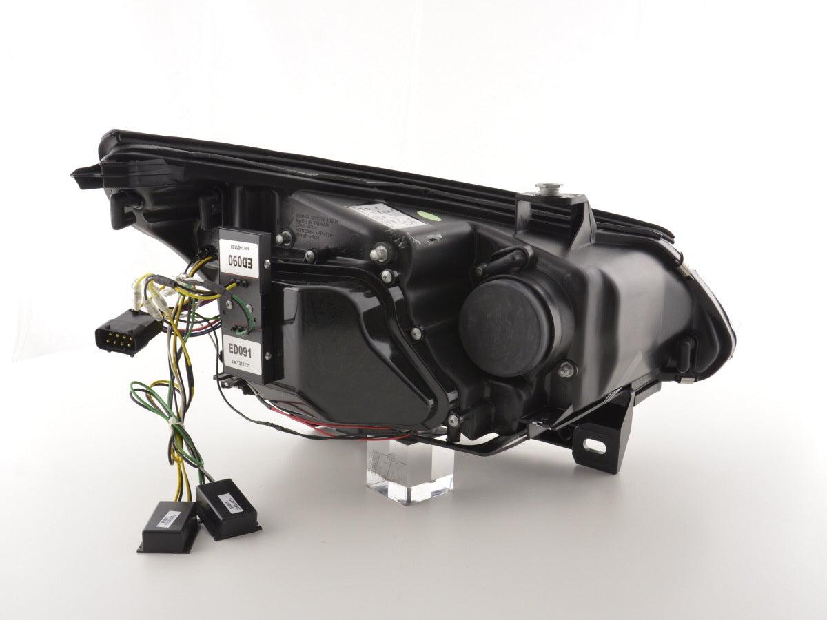Scheinwerfer Set Xenon Angel Eyes LED BMW 5er E60/E61 Bj. 05-07 chrom