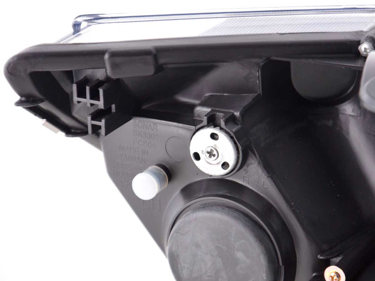 Scheinwerfer Set Daylight LED TFL-Optik Ford Focus 4/5-trg. Bj. 05-08 chrom