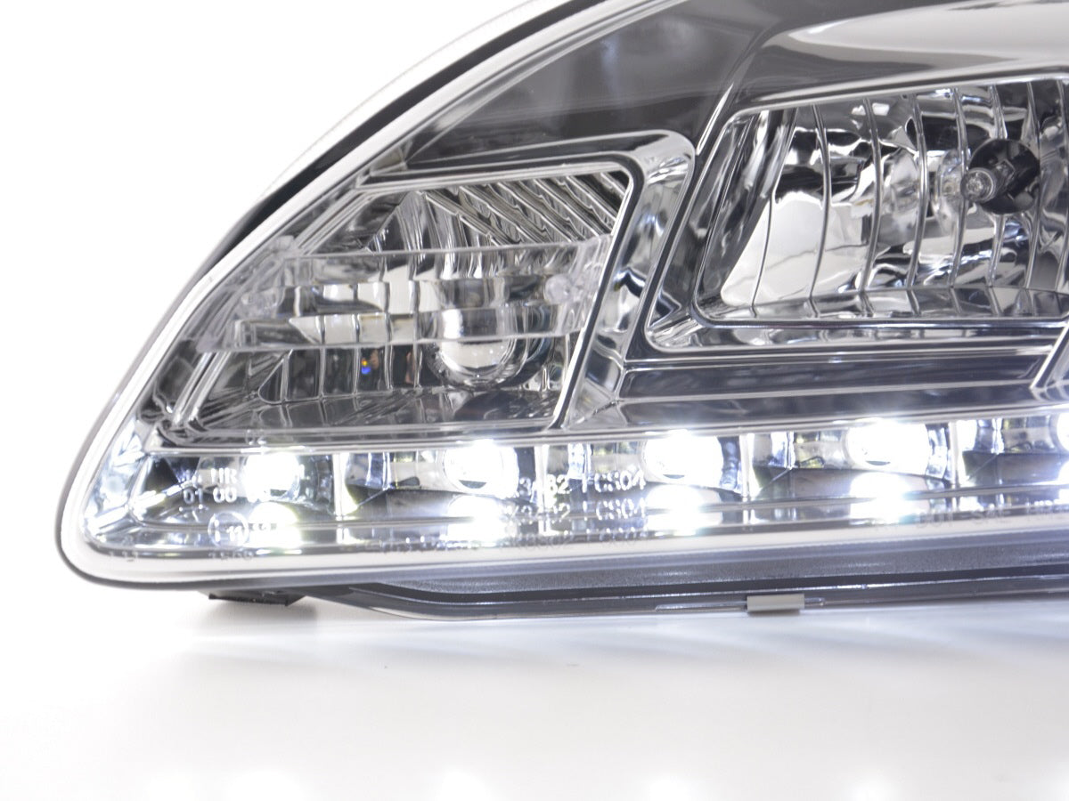 Scheinwerfer Set Daylight LED TFL-Optik Ford Focus 4/5-trg. Bj. 05-08 chrom für Rechtslenker