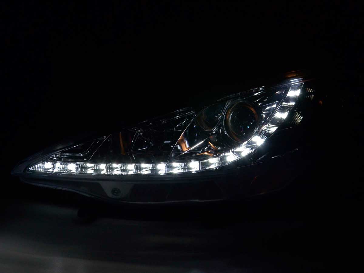 Scheinwerfer Set Daylight LED Tagfahrlicht Peugeot 207 Bj. 06- chrom