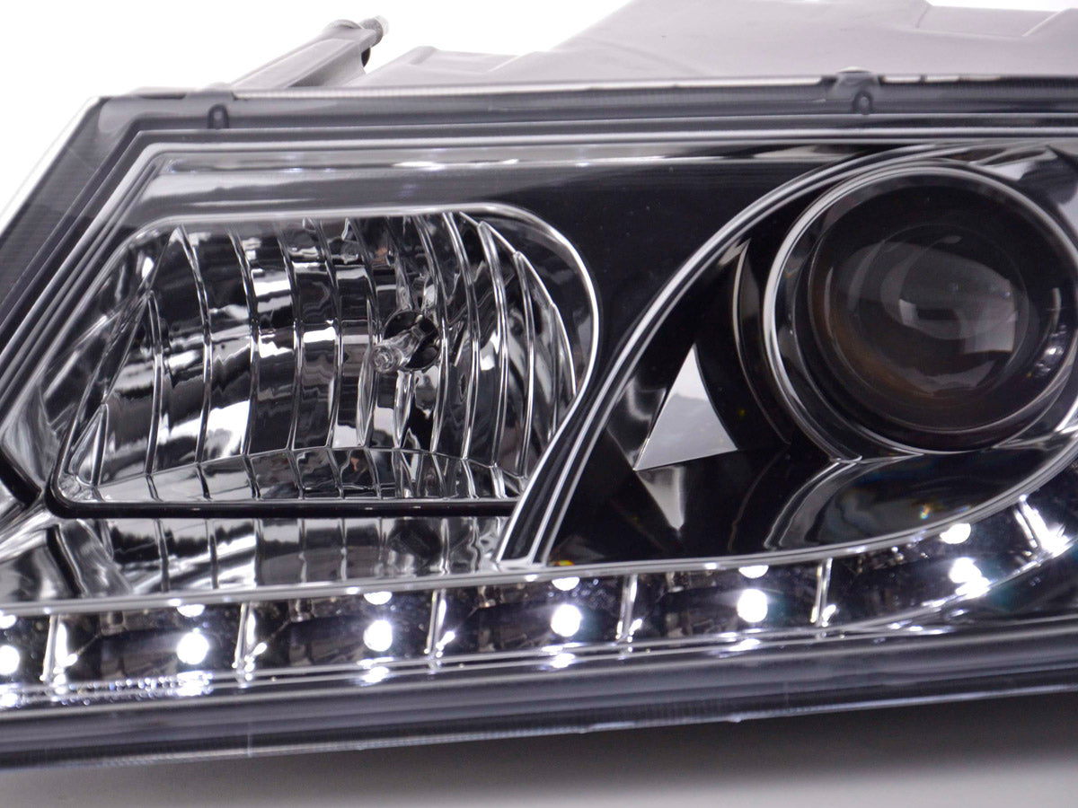 Scheinwerfer Set Daylight LED TFL-Optik Skoda Octavia Typ 1Z Bj. 04-08 chrom